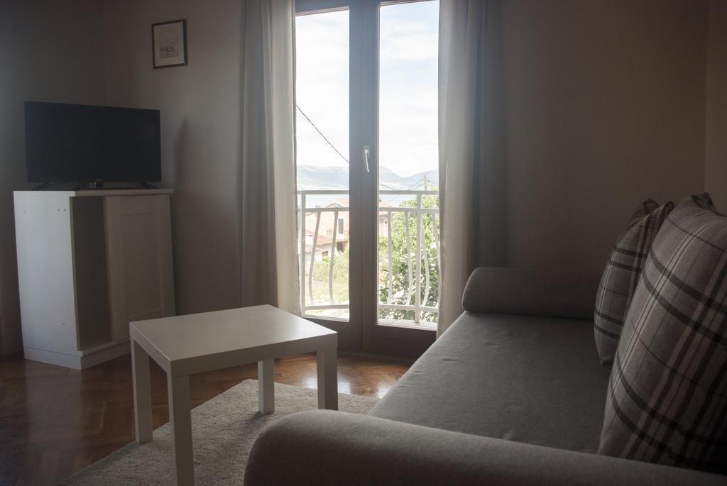 Apartments Vongula Трогир Экстерьер фото